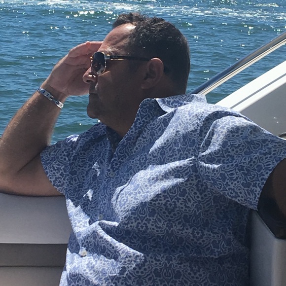 Meet your Posher, Cathie - Picture 4 of 8